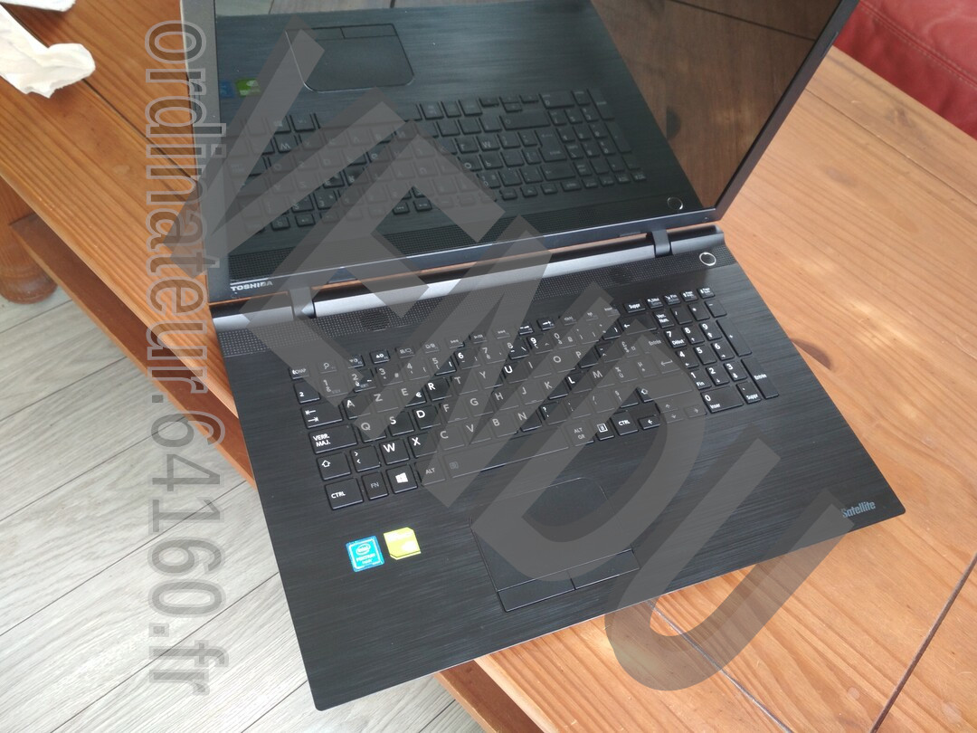 Ordinateur portable occasion reconditionné Toshiba C70-C-1D9 intel Pentium Windows 10