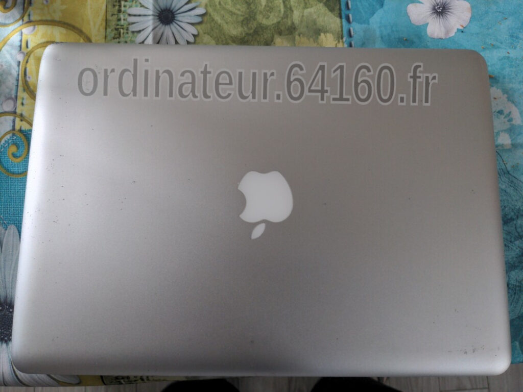 Ordinateur PC portable occasion reconditionné MacBook Pro A1278 intel Core i7 8Go RAM SSD 240Go Debian 12